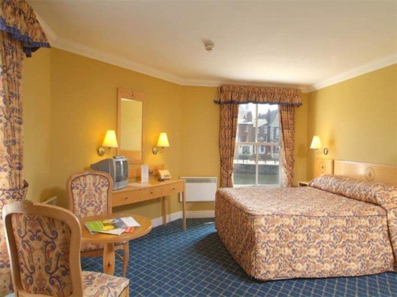 The Queens Hotel York Zewnętrze zdjęcie